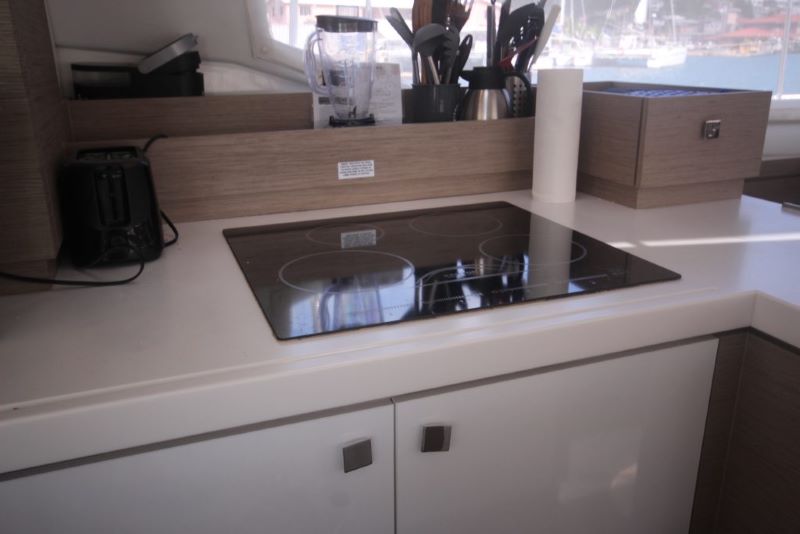 Fountaine Pajot Saona 47 - 5 cab. - Barefoot Oasis - 2020.