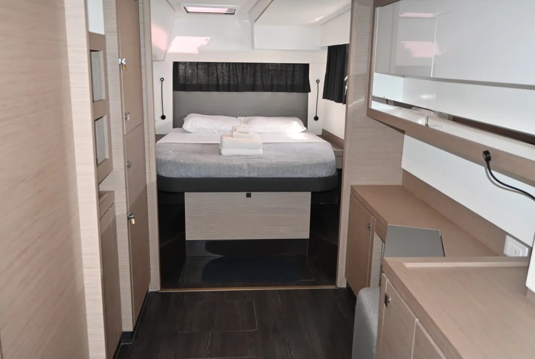 Fountaine Pajot Saona 47 Maestro - 3 + 1 cab. - Rising Dawn - 2021.