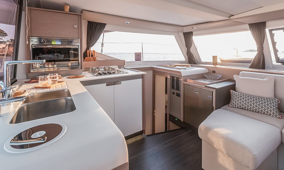 Fountaine Pajot Isla 40 - 4 cab. - Seas The Day - 2023