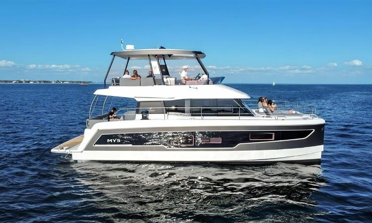 Fountaine Pajot MY5 - Red Lyon - 2022