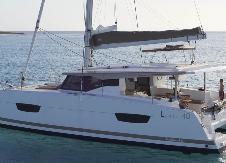 Fountaine Pajot Lucia 40 - Luce - 2017