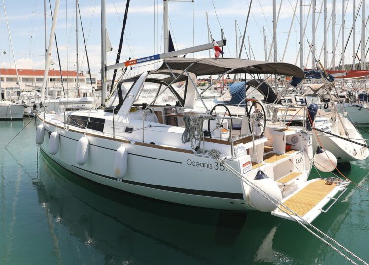 Oceanis 35.1 - Aris - 2020