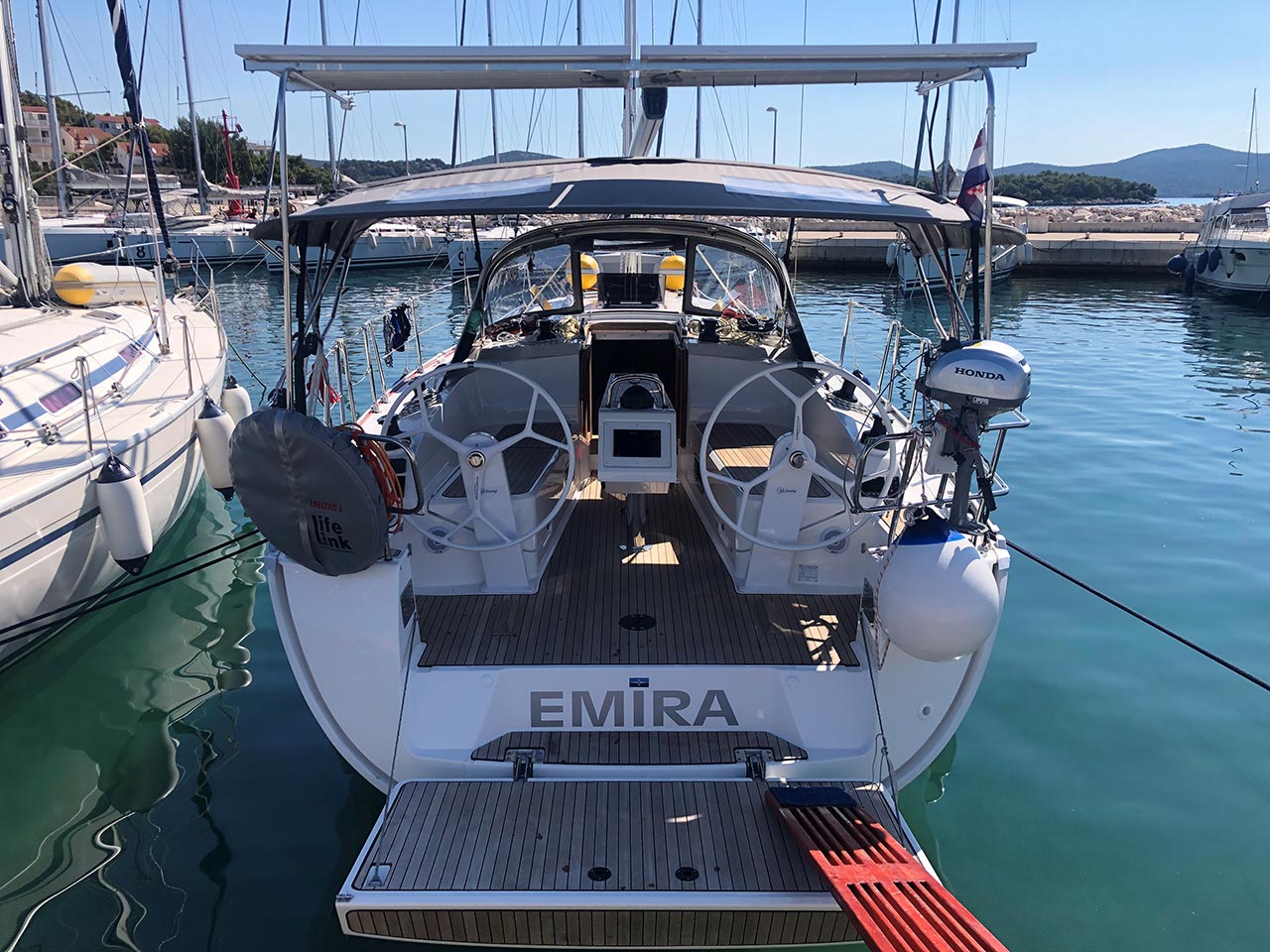 Bavaria Cruiser 37 - 3 cab. - Emira - 2020