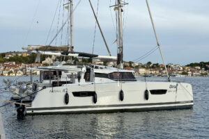 Fountaine Pajot Astrea 42 - Arisa - 2022