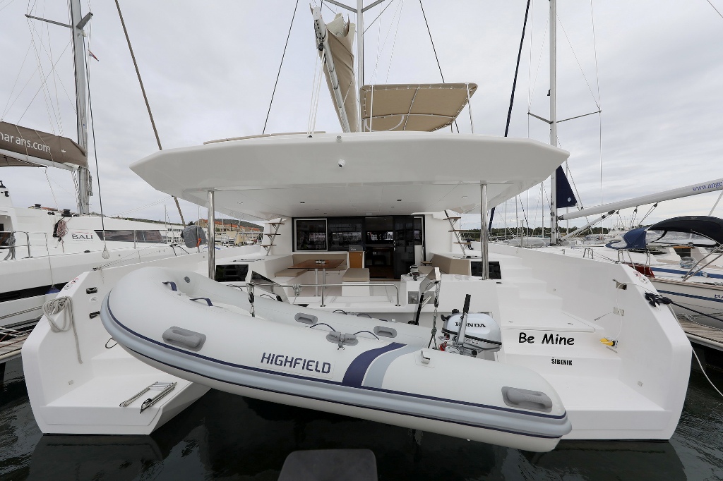 Dufour 48 Catamaran - 5 + 1 cab. - Be Mine