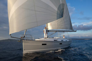 Bavaria Cruiser 36 Avantgarde - Las Sirenas