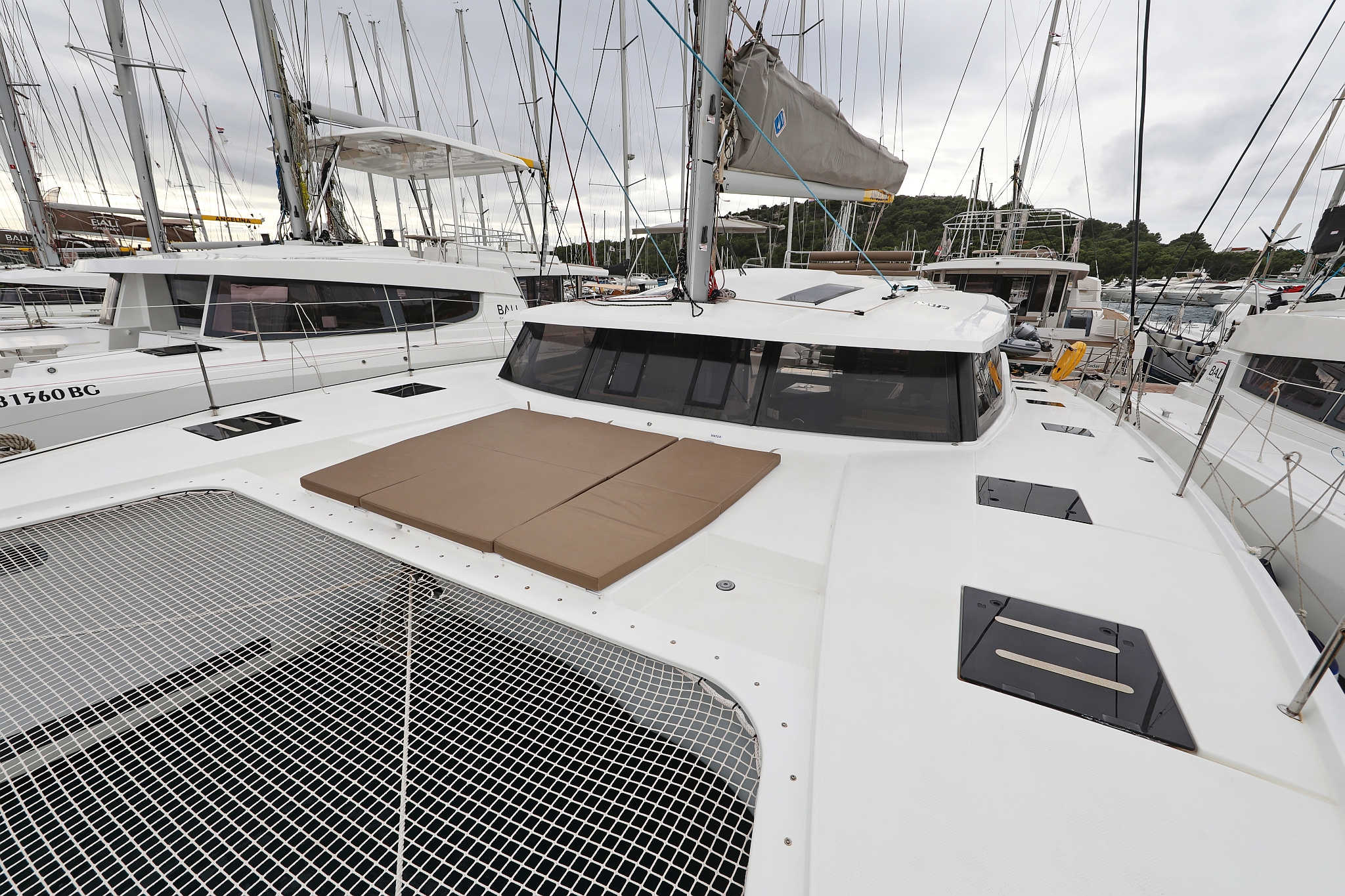 Fountaine Pajot Saona 47 Quintet - 5 + 1 cab. - Martin V - 2017