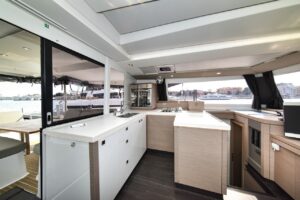 Fountaine Pajot Astrea 42 - 4 + 2 cab. - Le Bart - 2022