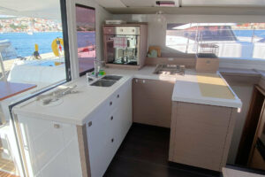 Fountaine Pajot Astrea 42 - 3 + 2 cab. - Calypso - 2023