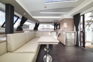 Fountaine Pajot Astrea 42 - 4 + 2 cab. - Le Bart - 2022