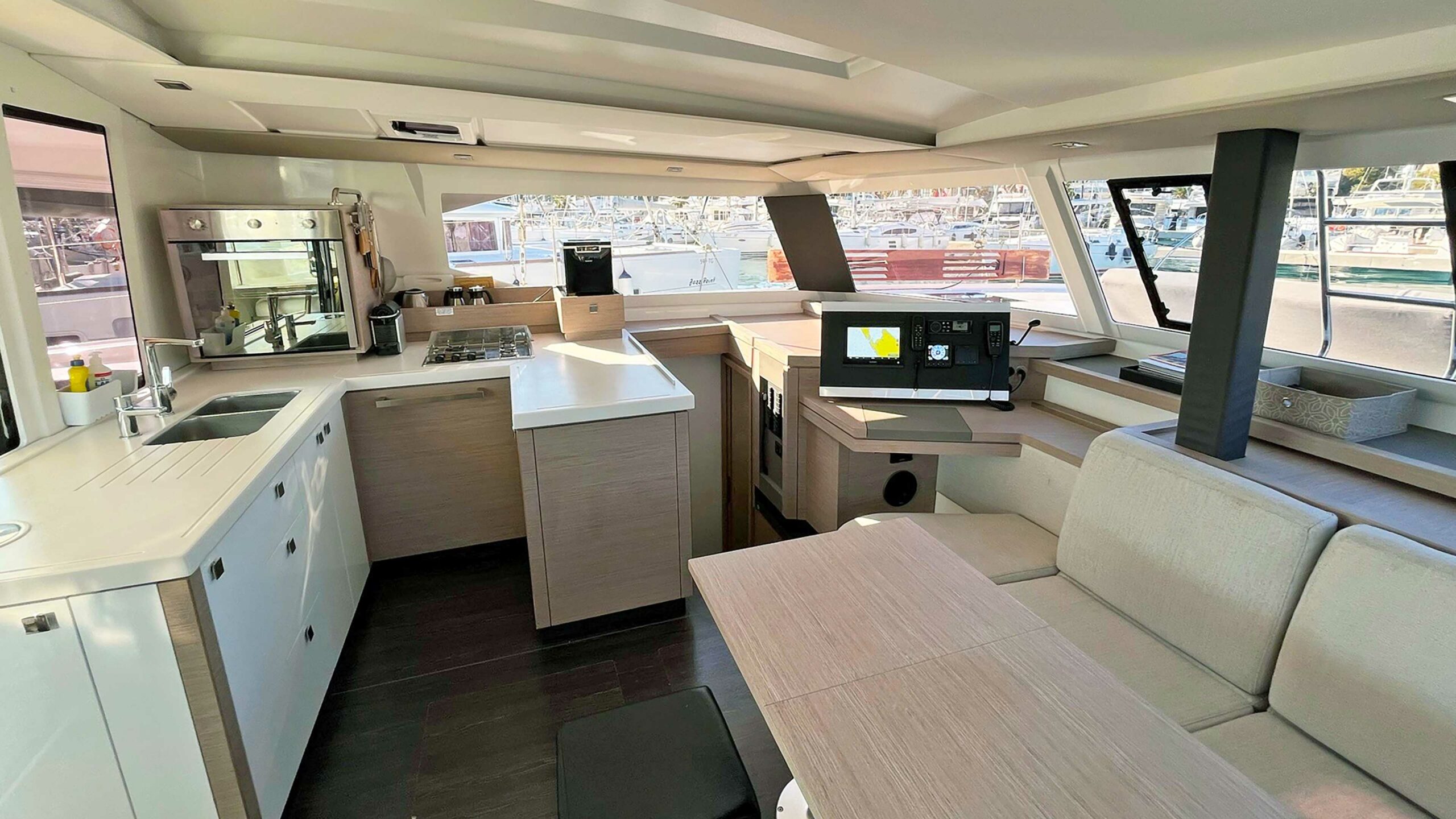 Fountaine Pajot Astrea 42 - 4 + 2 cab. - Mojo - 2020