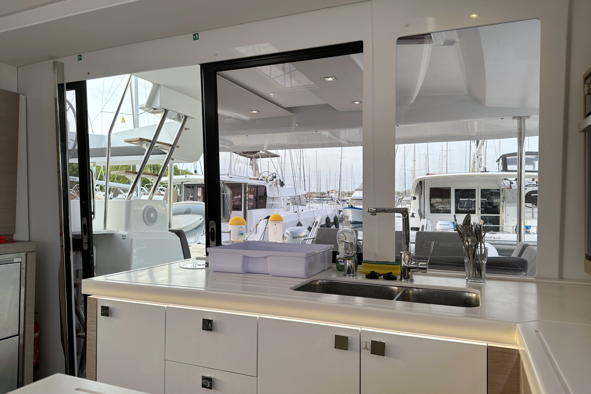 Fountaine Pajot Astrea 42 - Arisa - 2022