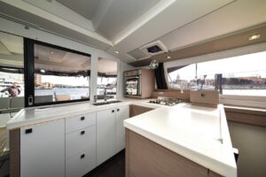 Fountaine Pajot Astrea 42 - 4 + 2 cab. - Le Bart - 2022