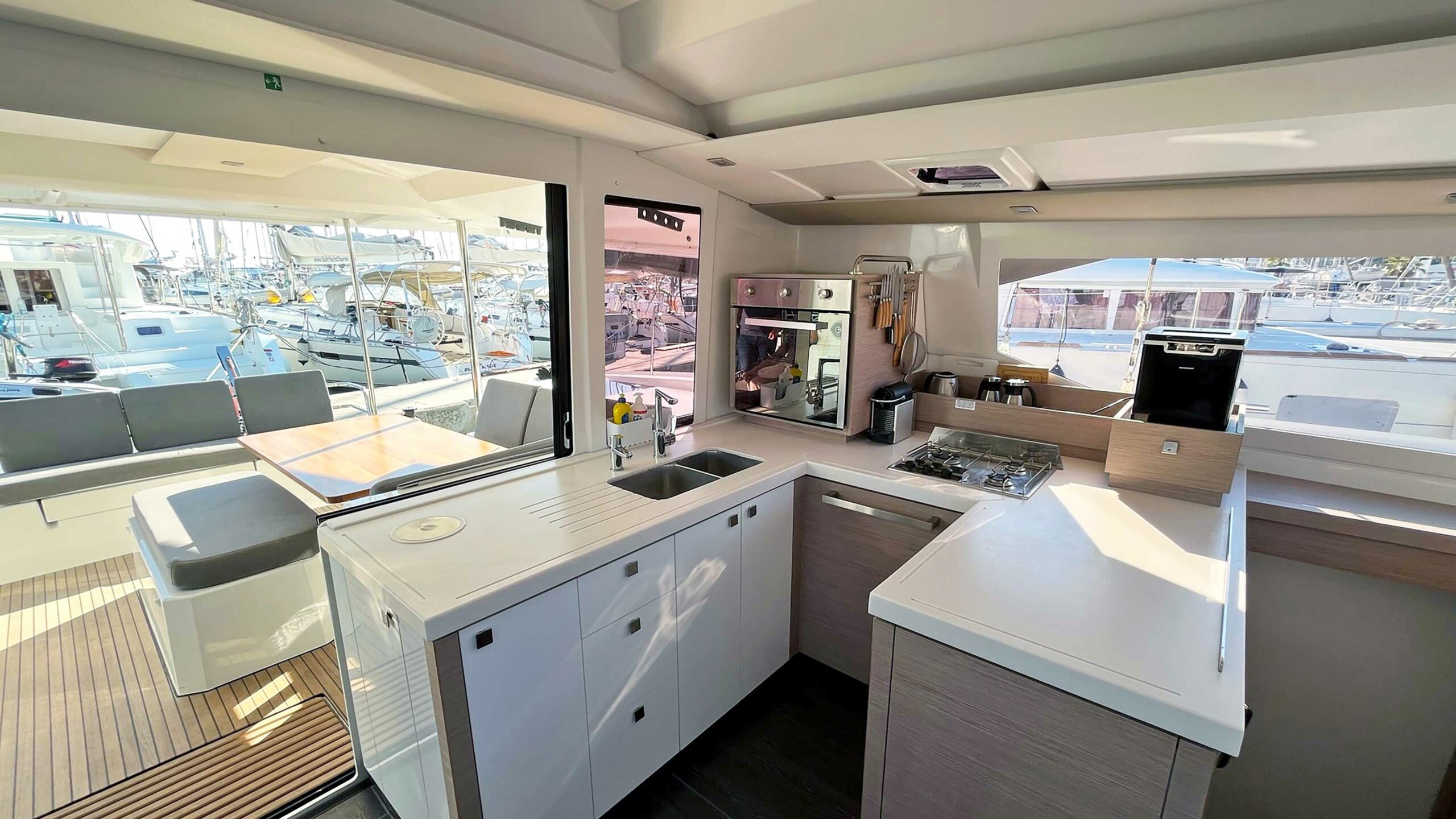 Fountaine Pajot Astrea 42 - 4 + 2 cab. - Mojo - 2020