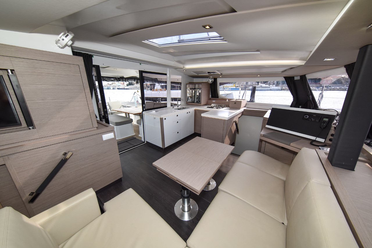 Fountaine Pajot Astrea 42 - 4 + 2 cab. - Le Bart - 2022