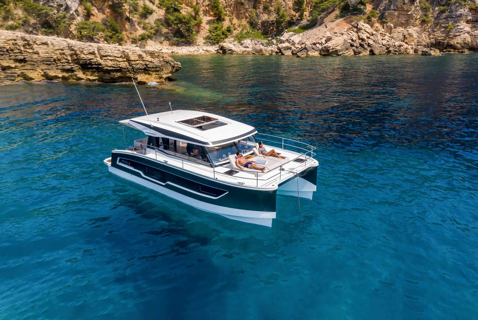 Fountaine Pajot MY4.S - Maestro - Seas The Day - 2022