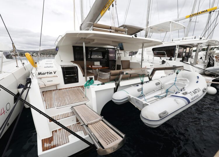 Fountaine Pajot Saona 47 Quintet - 5 + 1 cab. - Martin V - 2017