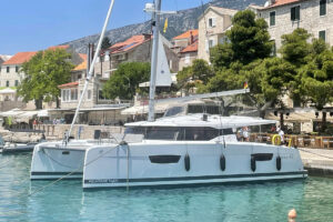 Fountaine Pajot Astrea 42 - 3 + 2 cab. - Calypso - 2023