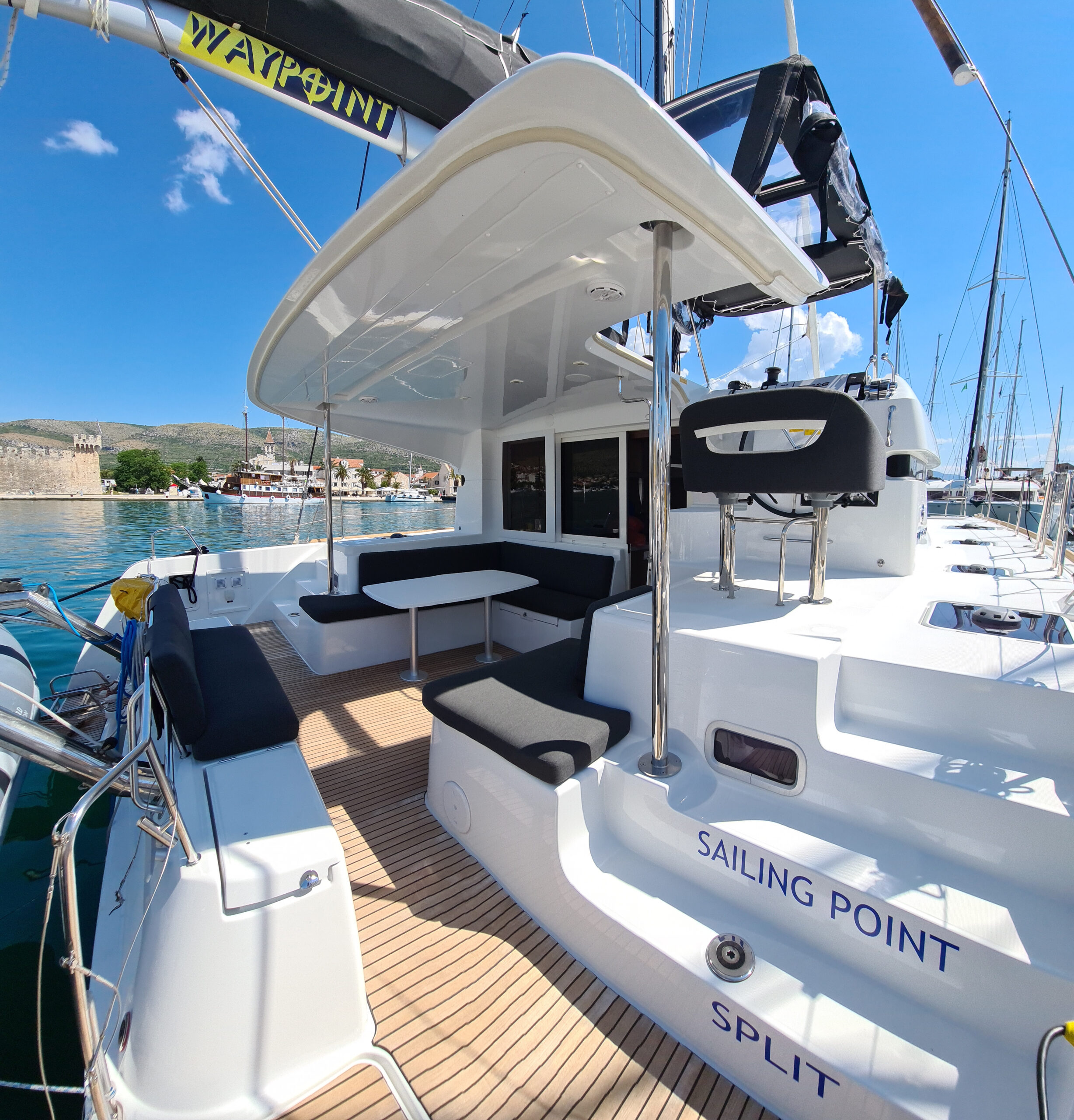 Lagoon 40 - 4 + 2 cab - Sailing Point - 2020