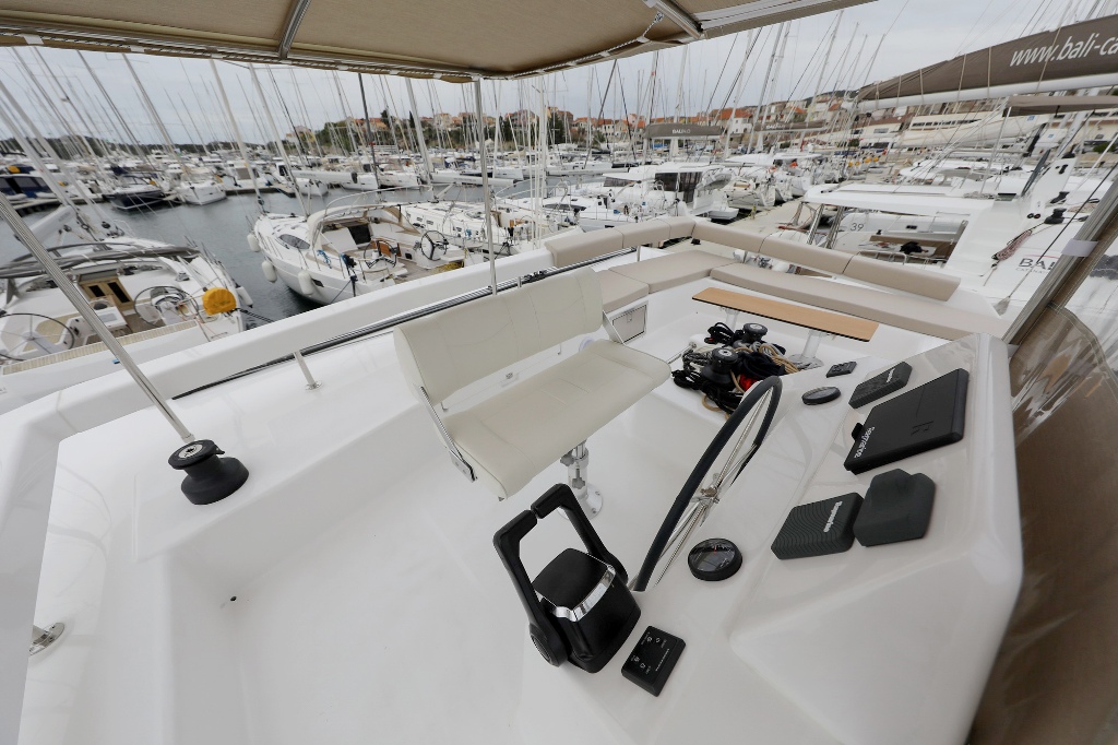 Dufour 48 Catamaran - 5 + 1 cab. - Be Mine