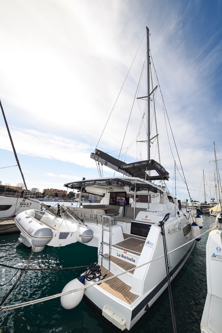 Fountaine Pajot Astrea 42 - 4 + 2 cab. - Le Bart - 2022