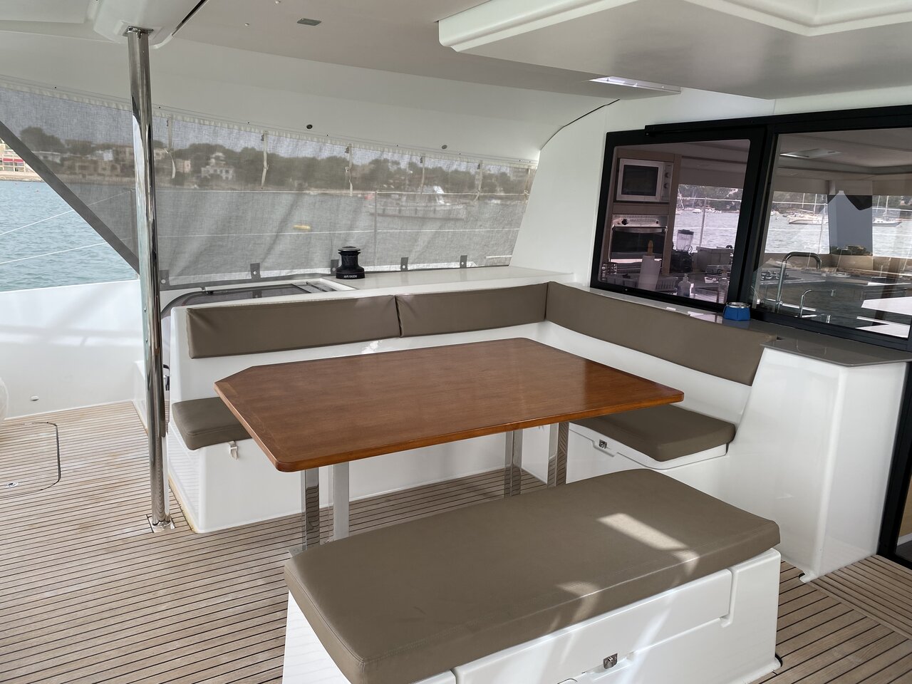 Fountaine Pajot Saba 50 - 4 + 2 cab. - Sunshine Reggae - 2015