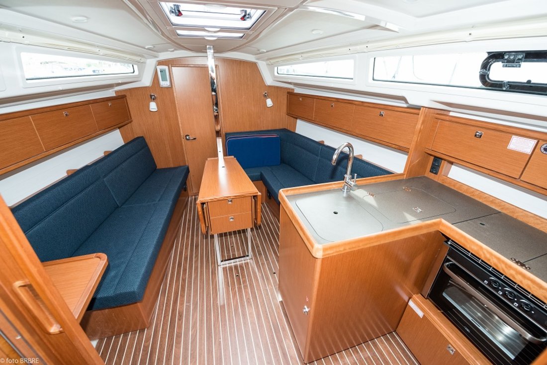 Bavaria Cruiser 34 - 2 cab. - Lia - 2017