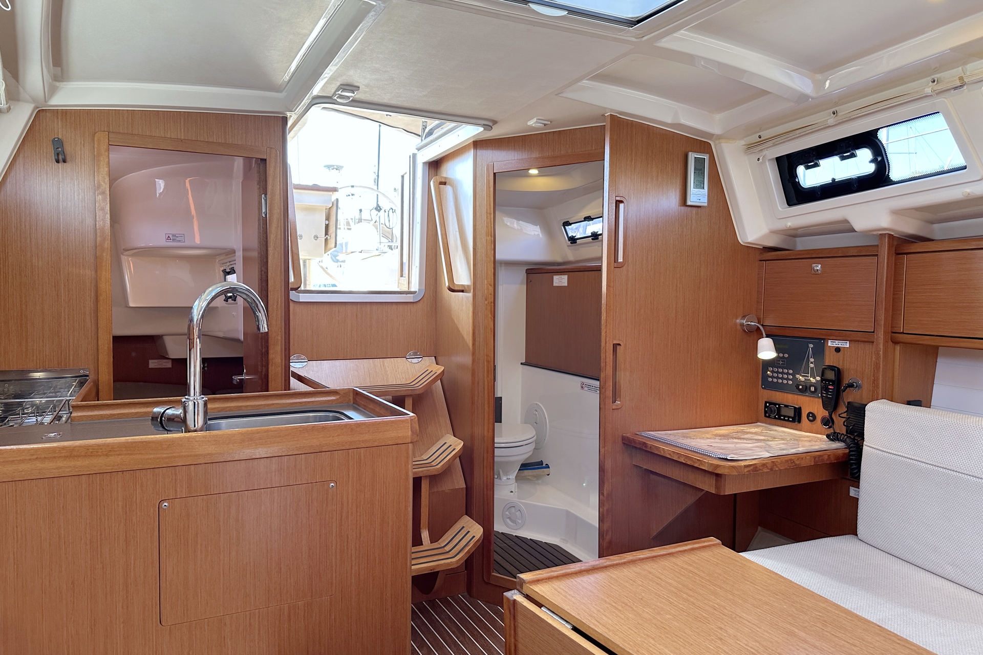 Bavaria Cruiser 34 - 2 cab. - Little Joe - 2018