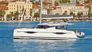 Fountaine Pajot Astrea 42 - 4 + 2 cab. - Mojo - 2020