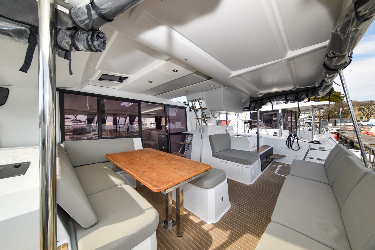 Fountaine Pajot Astrea 42 - 4 + 2 cab. - Le Bart - 2022