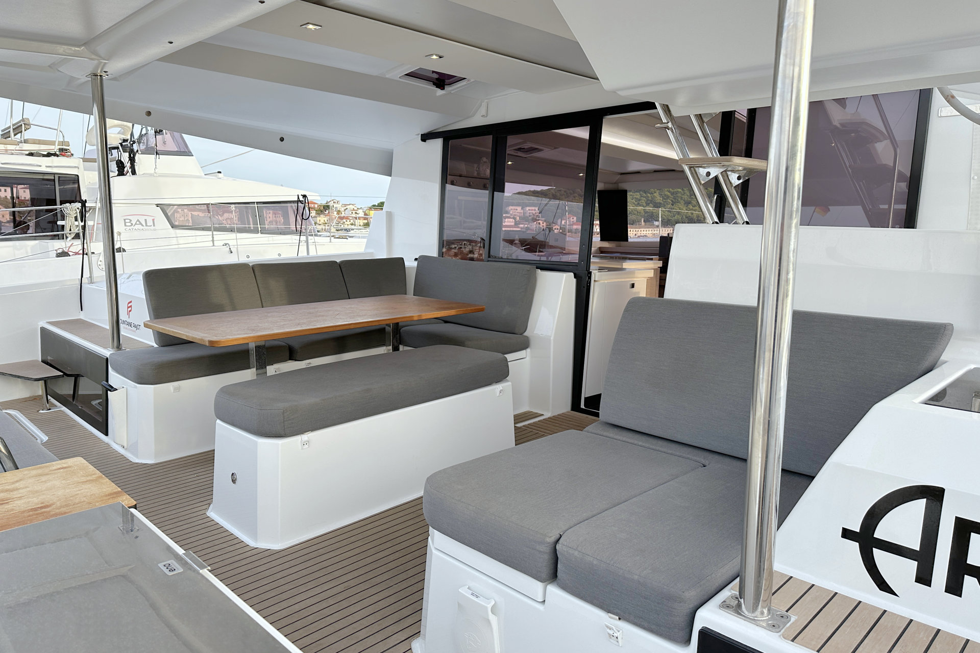 Fountaine Pajot Astrea 42 - Arisa - 2022