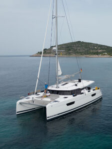 Fountaine Pajot Astrea 42 - 3 + 2 cab. - Calypso - 2023