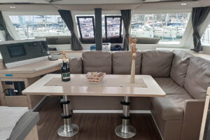 Fountaine Pajot Lucia 40 - Admira - 2019