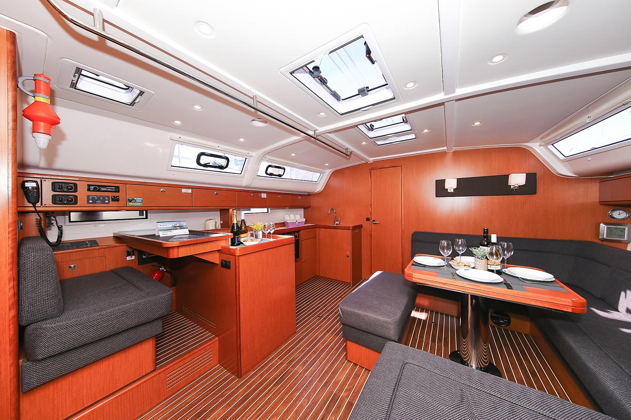 Bavaria Cruiser 51 - Viviana - 2016