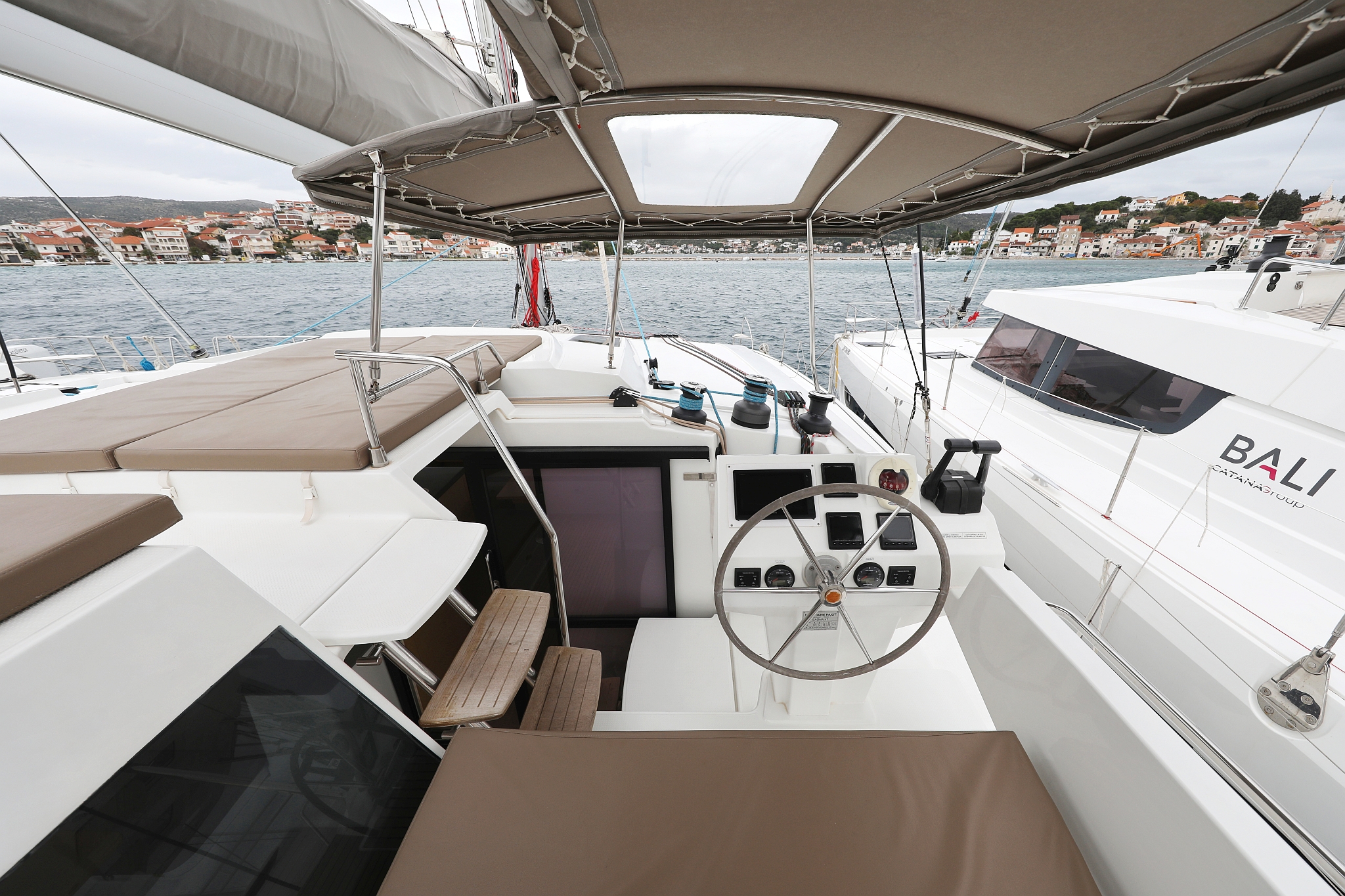 Fountaine Pajot Saona 47 Quintet - 5 + 1 cab. - Martin V - 2017