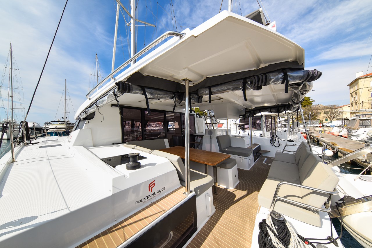 Fountaine Pajot Astrea 42 - 4 + 2 cab. - Le Bart - 2022