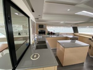 Fountaine Pajot Saba 50 - 4 + 2 cab. - Sunshine Reggae - 2015