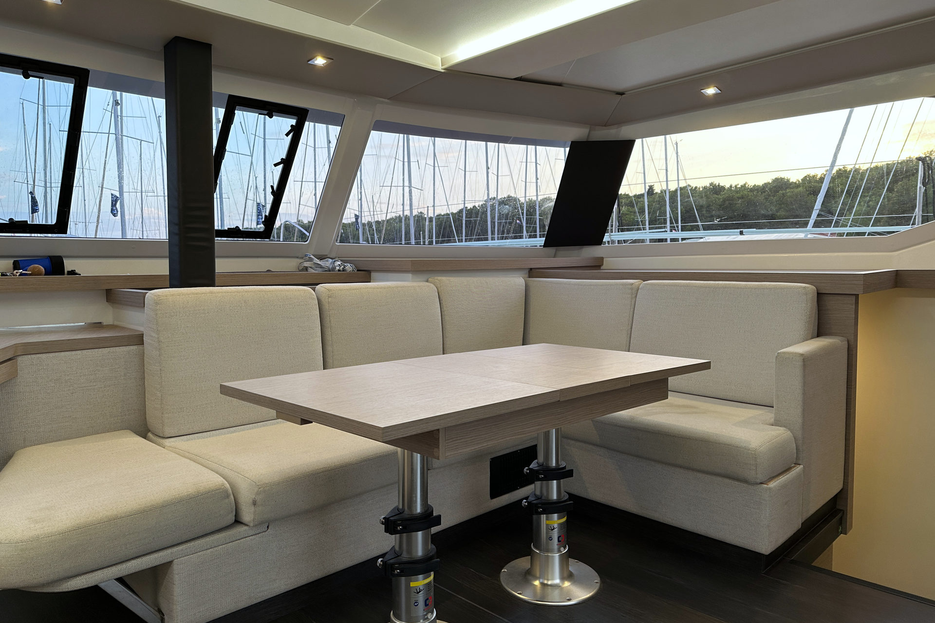 Fountaine Pajot Astrea 42 - Arisa - 2022