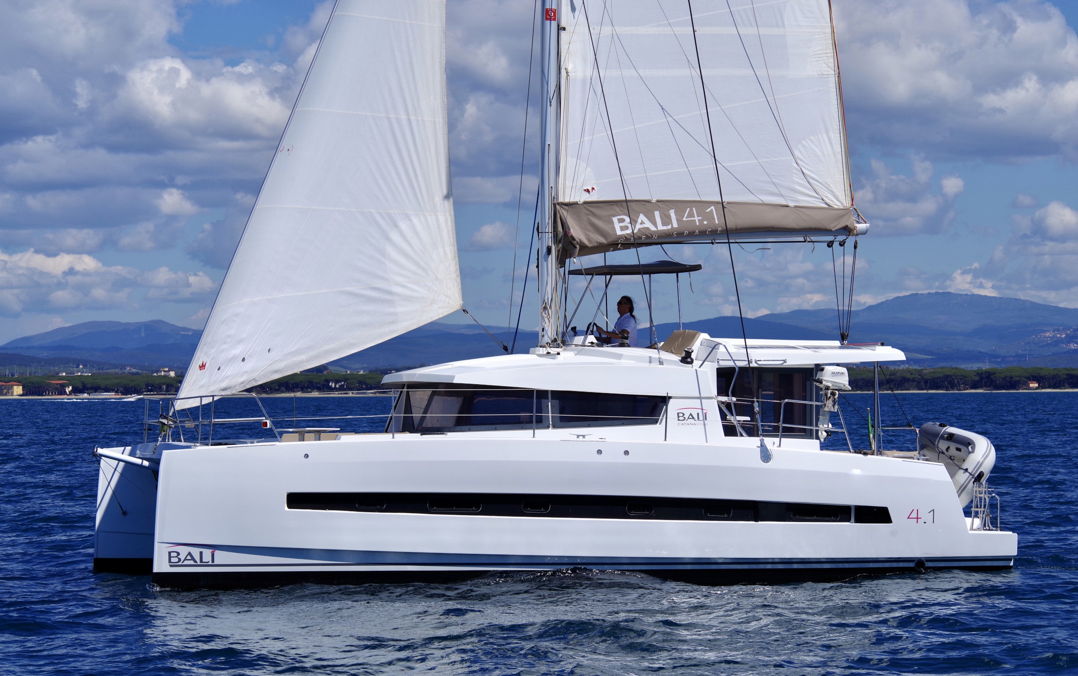 Bali 4.1 - 4 + 2 cab. - WEEsail - 2019