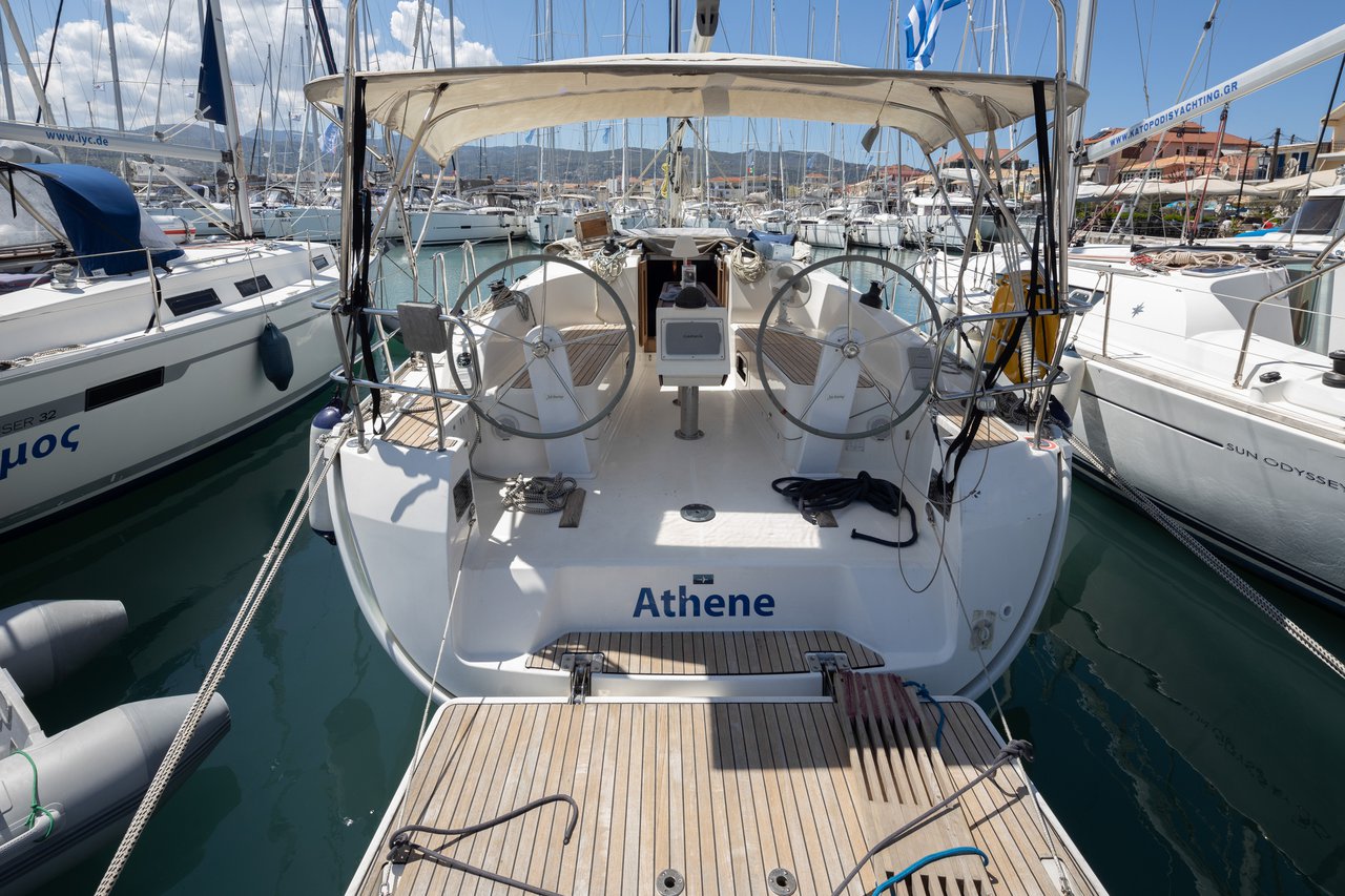 Bavaria Cruiser 37 - 3 cab. - Athene - 2014