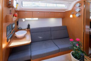 Bavaria Cruiser 37 - 3 cab. - Athene - 2014