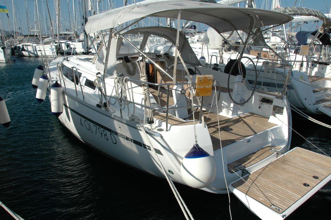 Bavaria Cruiser 37 - 3 cab. - Venere - 2016. (2024.)