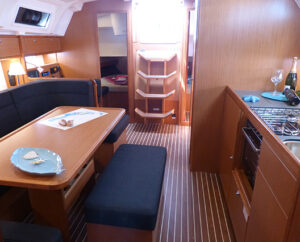 Bavaria Cruiser 41 - 3 cab. - Xenia - 2016