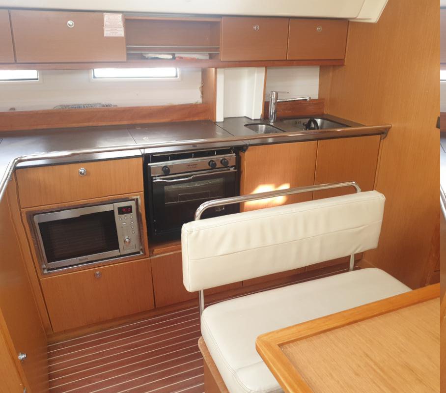 Bavaria Cruiser 45 - 4 cab. - Laura - 2013