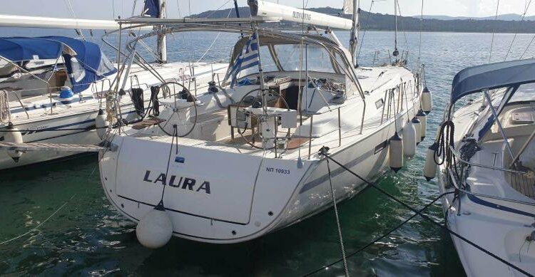 Bavaria Cruiser 45 - 4 cab. - Laura - 2013