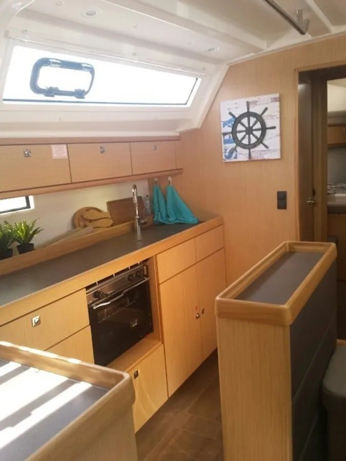 Bavaria Cruiser 46 - 4 cab. - Amore - 2015