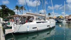 Dufour 430 GL - Luna Rossa