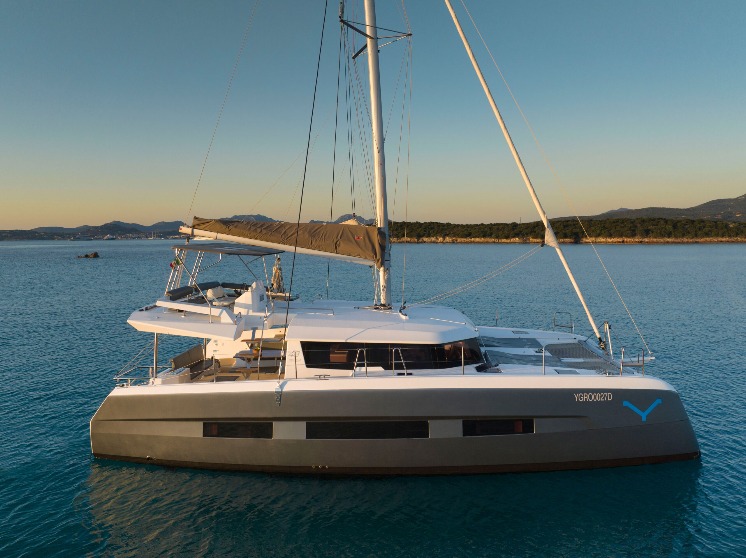 Dufour 48 Catamaran - 5 + 1 cab. - Delphinus - 2023