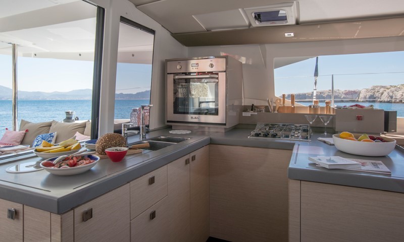 Fountaine Pajot Astrea 42 - 3 + 1 cab. - Chinook