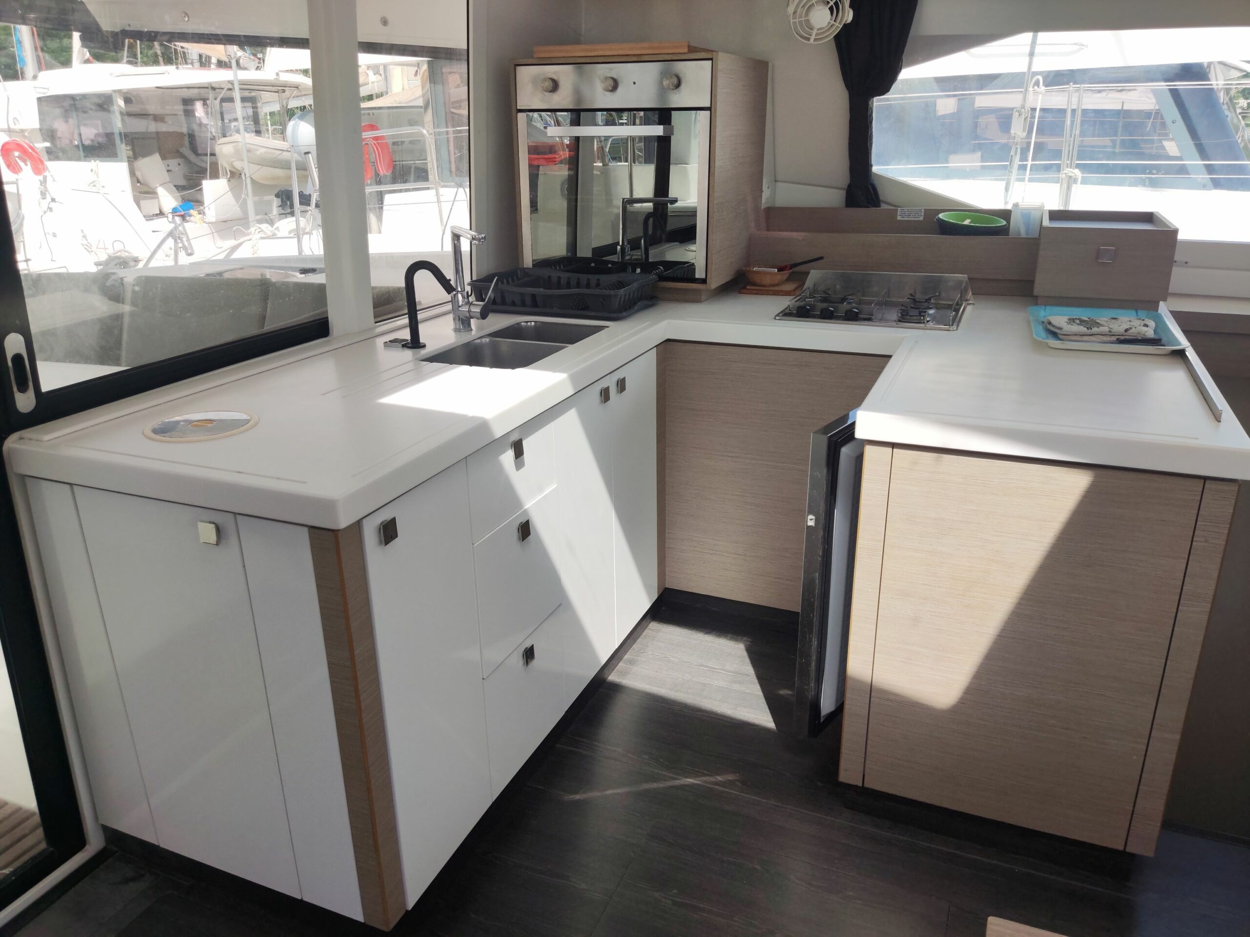 Fountaine Pajot Astrea 42 - 4 + 2 cab. - Atchoum